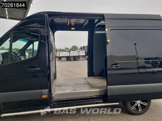 Mercedes-Benz Sprinter Mercedes Sprinter 314 CDI Automaat Dubbele Schuifdeur L2H2 Trekhaak ACC LED Navi Airco Camera 10inch MBUX L2 10m3 Airco Trekhaak - afbeelding nr 2