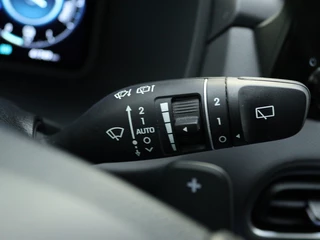 Hyundai Kona Hyundai Kona 1.6 GDI HEV Comfort Smart | Afn. Trekhaak | All seasons | Winter - afbeelding nr 28