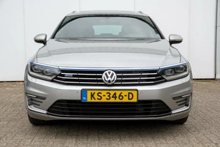 Volkswagen Passat Volkswagen Passat Variant 1.4 TSI GTE Connected Series Plus - afbeelding nr 14