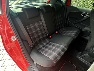 Volkswagen Polo Volkswagen Polo 1.8 TSI GTI, FACELIFT, NAVI, CRUISE, LED, ECC-AIRCO, STOELVERWARMING, PARKEERSENSOREN, LICHTMETAAL 17