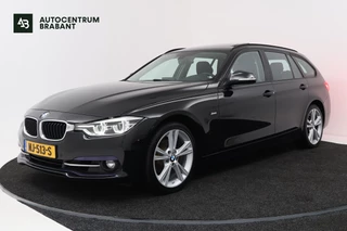 BMW 3 Serie Touring 320i (PANORAMADAK, TREKHAAK WEGKLAPBAAR, PARKEERSENSOREN, STOELVERWARMING, SPORSTOELEN, LED)