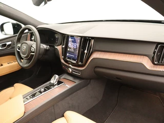 Volvo XC60 Volvo XC60 T6 PLUG-IN HYBRID LONG RANGE ULTRA DARK 22INCH SCHUIFDAK TREKHAA - afbeelding nr 7