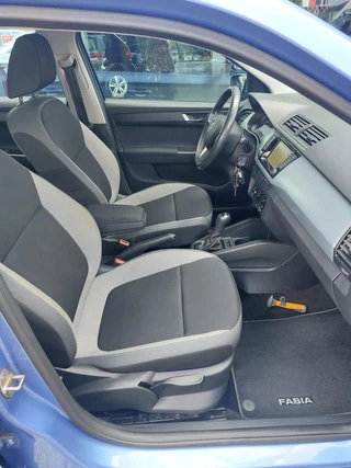 Škoda Fabia Skoda Fabia Combi 1.2 TSI Style Business - afbeelding nr 17