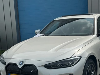 BMW i4 BMW I4 EDrive40 84 kWh M Sport 50 Jahre 5d PANO - afbeelding nr 32
