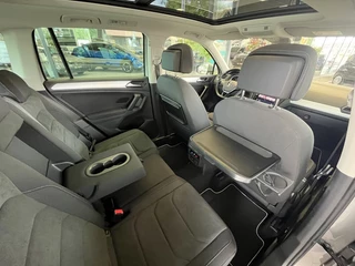 Volkswagen Tiguan Volkswagen Tiguan 1.4 TSI Comfortline | Trekhaak | Schuif-/kanteldak | Navigatie - afbeelding nr 14