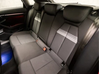 Audi A3 Audi A3 Sportback 35 TDI S-Line Sport 150Pk Automaat (2X S-LINE, GROOT NAVI, CAMERA, ADAPTIVE CRUISE, STOELVERWARMING, SPORTSTOELEN, SFEERVERLICHTING, GETINT GLAS, MATRIX LED, NIEUWE APK, NIEUWSTAAT) - afbeelding nr 15