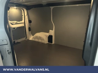 Peugeot Expert Cruisecontrol, 2500kg Trekhaak, Parkeersensoren, Bijrijdersbank - afbeelding nr 11