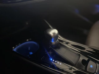 Toyota C-HR Toyota C-HR 1.8 Hybrid Executive Diamond|Fabrieksgarantie t/m 2026 | Stitch Leder | Navigatie | Camera |ACC|Lane Assist| - afbeelding nr 16