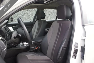 BMW 1 Serie BMW 1-Serie 118i Urban| Parelmoer Wit - Schuifdak - Navi Pro - afbeelding nr 10