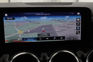 Mercedes-Benz GLA Mercedes-Benz GLA-klasse 250e Style | Adaptive cruise | Carplay |  Stoelverwarming | Camera | Half leder | Full LED | Park Assist | Widescreen | Climate control - afbeelding nr 12
