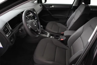 Volkswagen e-Golf Volkswagen e-Golf | Navigatie | Climate control | Virtuel Cockpit | Camera | Keyless | Bluetooth | Cruise Control | Lichtmetalen Velgen | - afbeelding nr 6