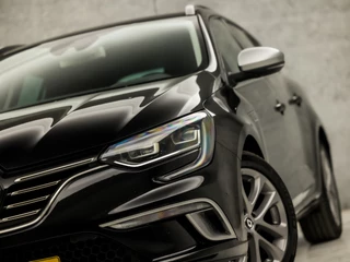 Renault Mégane Estate (GROOT NAVI, DIGITAL COCKPIT, CAMERA, BOSE AUDIO, KEYLESS, KUIPSTOELEN, LED KOPLAMPEN, GETINT GLAS, NIEUWE APK, NIEUWSTAAT) - afbeelding nr 16