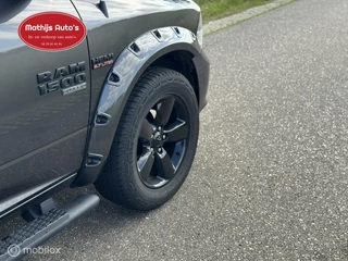 Dodge Ram 1500 Dodge Ram 1500 4X4 5.7 V8 4x4 Crew Cab LPG G3 CarPlay Leder Nette auto! - afbeelding nr 5