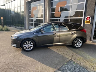Ford Focus Ford Focus 1.0 Titanium incl. garantie en pechhulp - afbeelding nr 3