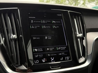 Volvo V60 Volvo V60 2.0 B4 Aut. 197pk MHEV R-Design | Navi | Camera | Trekhaak | Memory | - afbeelding nr 25