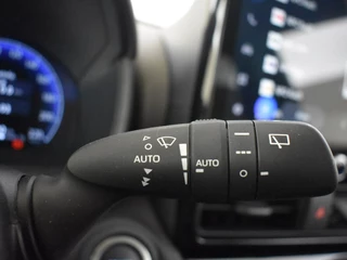 Toyota Yaris Cross Toyota Yaris Cross 1.5 Hybrid 130 Executive | Stuur en Stoelverwarming | PDC V+A | - afbeelding nr 21
