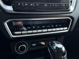 Isuzu D-Max Isuzu D-Max 1.9 Extended Cab LSX |Topcover| Rolbar | Bedliner | Trekhaak | 3500 kg Trekgewicht! - afbeelding nr 17