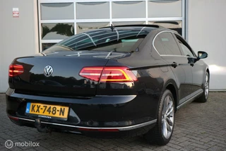 Volkswagen Passat Volkswagen Passat 1.4 TSI ACT Highline PANORAMADAK/LEDER/NAP - afbeelding nr 9