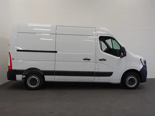 Renault Master Renault Master T33 2.3 dCi 135 L2H2 BPM VRIJ! Airco Cruise control Parkeersensoren Navigatie Trekhaak - afbeelding nr 37