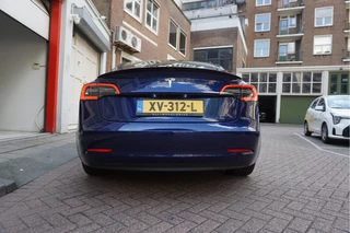 Tesla Model 3 Tesla Model 3 Performance AWD 75 kWh Long Range | Liefhebbersconditie | 464pk | Origineel Nederlands Dealer onderhouden | Carbon Spoiler | Premium Audio | 20inch - afbeelding nr 32