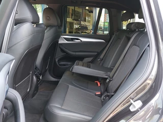 BMW X3 BMW X3 xDrive30e Executive | Plug-In Hybrid | Navi | Clima | Cruise | Led Koplampen | Sportstoel+Stoelverwarming | Licht+Regensensor | Pdc V+A | Privacy Glass | 19''lm - afbeelding nr 10