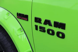 Dodge Ram 1500 Dodge Ram 1500 5.7 V8 4x4 Quad Cab Sport | Leder | Camera |  Trekhaak | 20'' | Airco | Cruise control | LPG 122 liter | LED verstraler | Bluetooth | Side-Bars - afbeelding nr 13