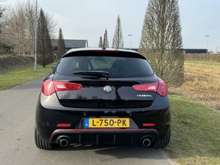 Alfa Romeo Giulietta Alfa Romeo Giulietta 1.750 TBI Veloce, 240pk, kuipstoelen!! - afbeelding nr 6