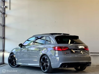 Audi RS3 Audi RS3 8V ''Nardo Grey'' B&O / Pano / Kuipstoel / Milltek - afbeelding nr 8