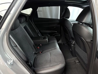 Hyundai Tucson Hyundai Tucson NIEUWE AUTO 1.6 T-GDI PHEV 252PK 4WD N-LINE SKY PANO. 360.CAMERA ELEK.KLEP ELEK.STOEL/GEHEUG.VERWARMD SUBWFR 19''LMV ZWARTE HEMEL HEADUP STOELKOELING STUURVERW. PLUG IN HYBRIDE - 5 JAAR GARANTIE 4X4 - afbeelding nr 54