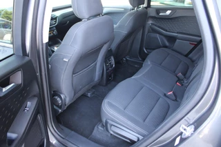 Ford Kuga Ford Kuga 2.5 PHEV Titanium | Adaptive cruise control | Winter Pack | Dodehoeksensoren - afbeelding nr 15