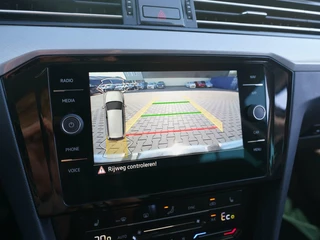 Volkswagen Passat Volkswagen Passat Variant 1.4 TSI 218pk PHEV GTE Business | Full LED | Carplay | Camera | Trekhaak - afbeelding nr 9