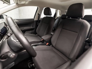 Volkswagen Polo Volkswagen Polo 1.0 Sportline (APPLE CARPLAY, CRUISE, ARMSTEUN, SPORTSTOELEN, ELEK PAKKET, LED ACHTERLICHTEN, NIEUWE APK, NIEUWSTAAT) - afbeelding nr 13