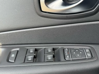 Renault Captur Renault Captur 0.9 TCe Intens Two Tone Clima Camera Navi NAP - afbeelding nr 28
