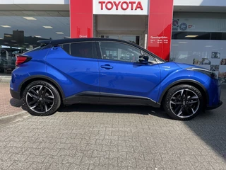 Toyota C-HR Toyota C-HR 2.0 Hybrid GR-Sport | Stuur + Stoelverwarming | Blindspot | JBL - afbeelding nr 2