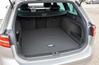 Volkswagen Passat Volkswagen Passat Variant 1.4 TSI GTE Connected Series Plus - afbeelding nr 18