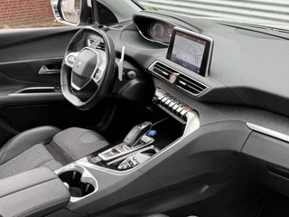 Peugeot 3008 Peugeot 3008 1.2 Automaat Panodak Carplay Led Cruise NL Auto 2019 2 De Eigenaar Vol Opties Camera Trekhaak Pdc Onderhouds Historie Aanwezig - afbeelding nr 18