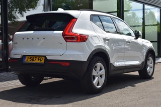 Volvo XC40 Volvo XC40 T2 129pk Aut. Momentum Core | Navigation Tech | Airco | LM velge - afbeelding nr 31
