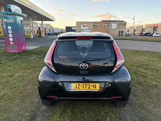 Toyota Aygo Toyota Aygo 1.0 VVT-i x-play - NAVI/AIRCO/CAMERA/LED/NAP - afbeelding nr 7