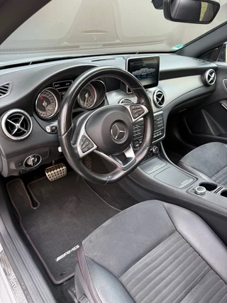 Mercedes-Benz CLA Mercedes-Benz CLA-klasse Shooting Brake 200 OrangeArt Edition|Panorama|Amg-Line|Dodehoekdetector - afbeelding nr 27