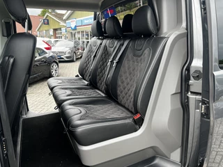 Volkswagen Transporter Volkswagen Transporter Bulli L2H1 2.0TDi 200pk DSG DC | Black Edition | Leer/alcantara | Dubbele cabine | 2x Schuifd m.Sluithulp | 20