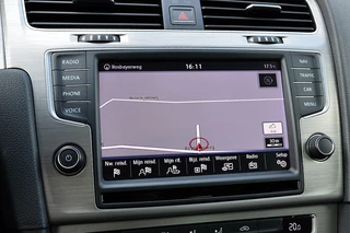 Volkswagen Golf Volkswagen Golf 1.0 TSI Comfortline Rijklaarprijs-Garantie Navigatie Airco Camera LM Velgen - afbeelding nr 16