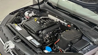 Volkswagen Golf Volkswagen Golf 1.2 TSI 81KW LOUNGE VARIANT TREKHAAK - afbeelding nr 43