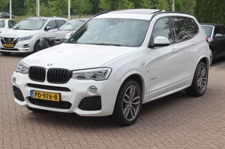 BMW X3 BMW X3 xDrive20d High Exe. M Sport / Trekhaak / Panoramadak / Half leder / Head-up / 19'' / Navigatie / Stoelverwarming / DAB / Cruise Control - afbeelding nr 6