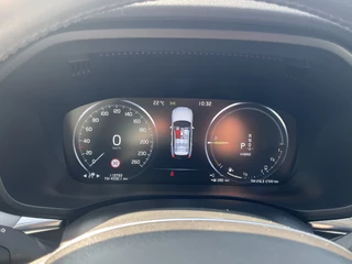Volvo XC60 Volvo XC60 2.0 T8 Twin Engine AWD PHEV Pano Carplay Cam Led Voll.Onderhouden Plug-in! - afbeelding nr 31