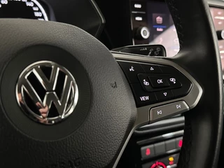 Volkswagen T-Cross Volkswagen T-Cross 1.0 TSI LIFE EXECUTIVE BLACKLINE - afbeelding nr 36