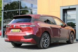BMW iX BMW iX xDrive40 77kWh Sport pakket | Pano | Trekhaak | Massage - afbeelding nr 37