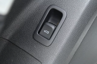 Audi Q2 Audi Q2 1.4 TFSI 150pk CoD Sport Automaat NL-Auto NAP Panoramadak Clima Cruise Navi PDC 17