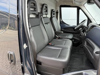Iveco Daily Iveco Daily 50C18 3.0 3.0 Automaat Luchtvering Dubbellucht L2H2 Climate Control Cruise Control Trekhaak Camera - afbeelding nr 8