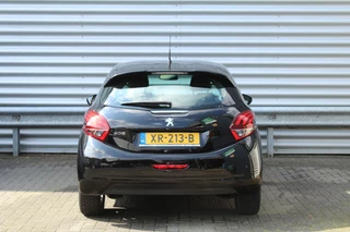 Peugeot 208 Clima Cruise Navi PDC LED 16