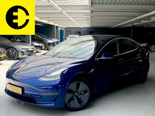 Tesla Model 3 - 221908456-0